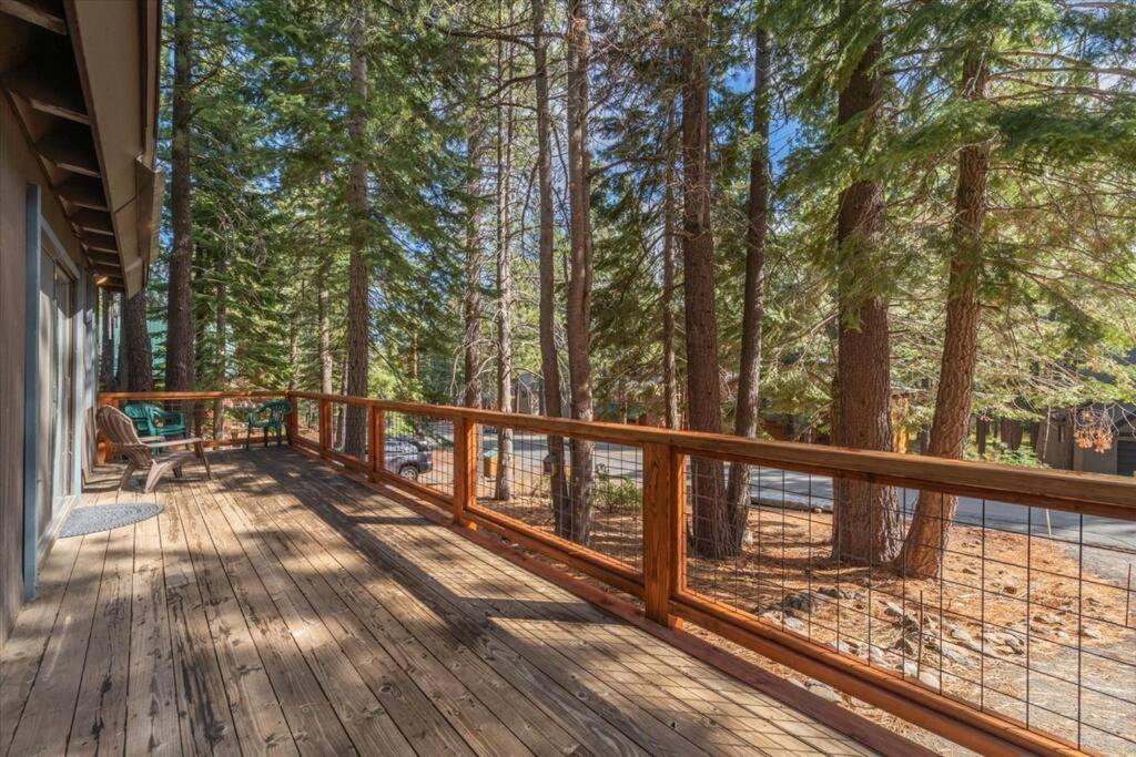 3Br Tahoe Donner Cabin With Hoa Perks Like Pools Hot-Tub Minutes To Trails Lake Golf Тръки Екстериор снимка
